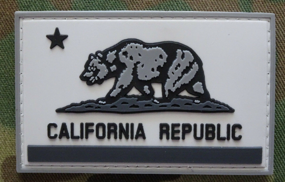 پچ نظامی قلاب پی وی سی کالیفرنیا سیاه و سفید 2x3 اینچ تکه های تاکتیکی لاستیکی