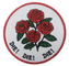 لوگوی سفارشی گل رز قرمز وصله گلدوزی گرد برای لباس